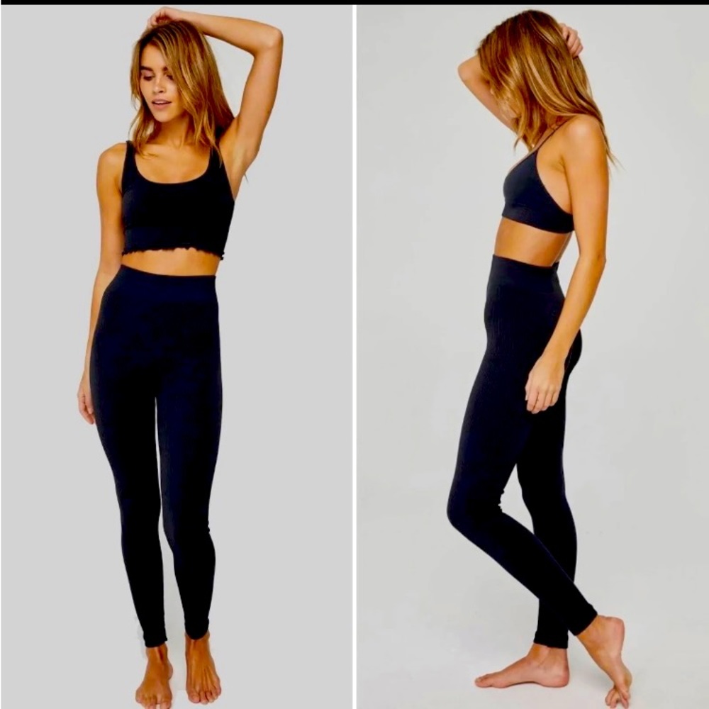 EUC Spiritual Gangster Ribbed Rishi Black Leggings-M/L